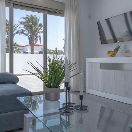 Apartment Family 1 Beachfront Corralejo By Holidays Home المظهر الخارجي الصورة