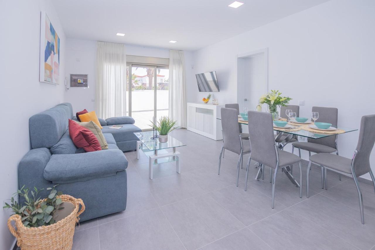 Apartment Family 1 Beachfront Corralejo By Holidays Home المظهر الخارجي الصورة